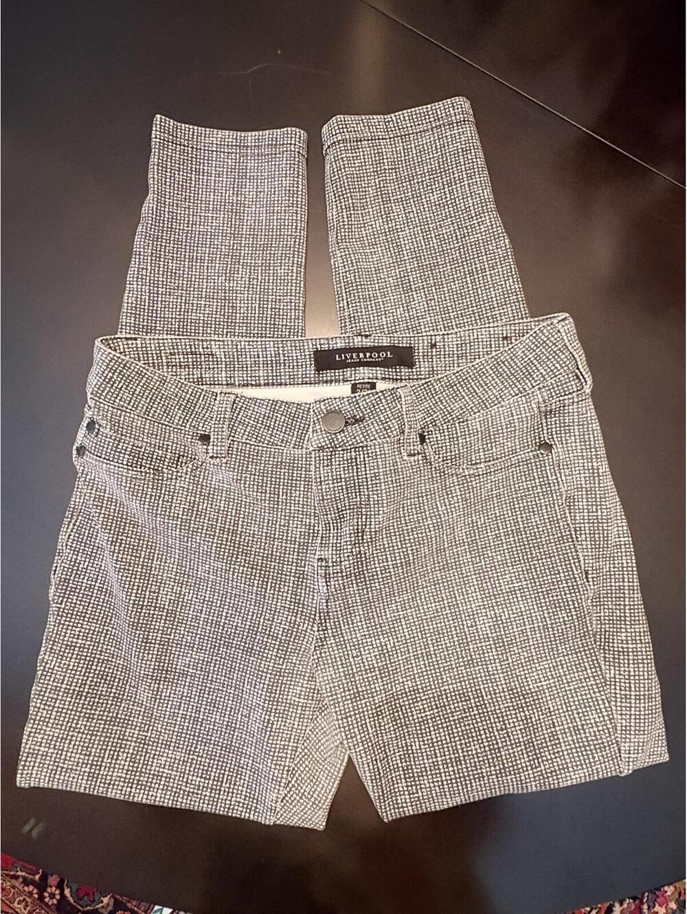 Liverpool Jeans Co. petite black & white stretch jeans 2/26